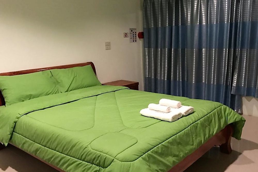 Piarnsri Resort Ban Chak Lao Buitenkant foto